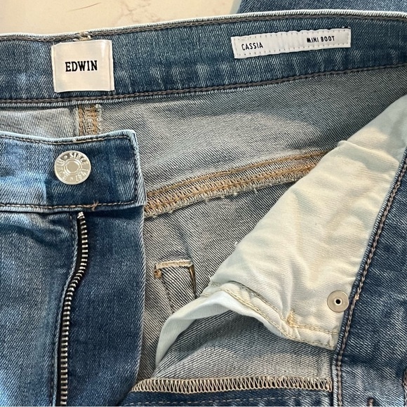 Anthropologie Edwin Cassia Mini Boot Jeans 29 - Picture 6 of 13